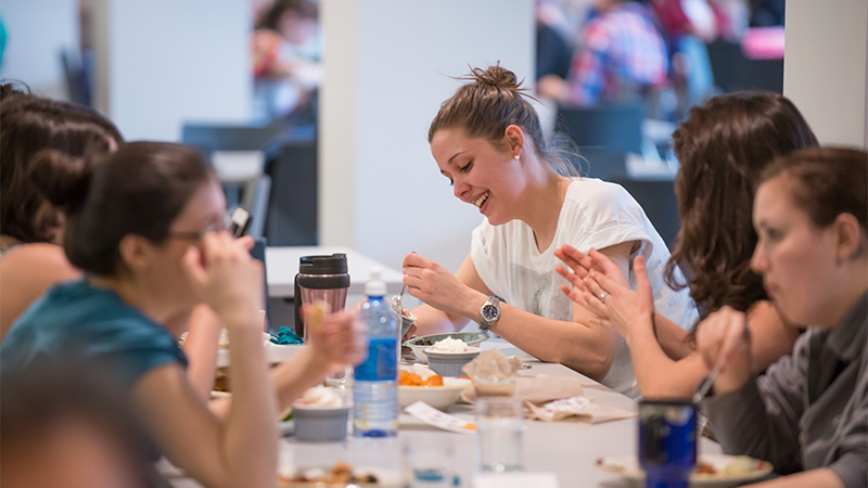 Students eating at Cutter-Ziskind dining room