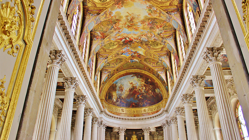 Photo of the interior of Château de Versailles