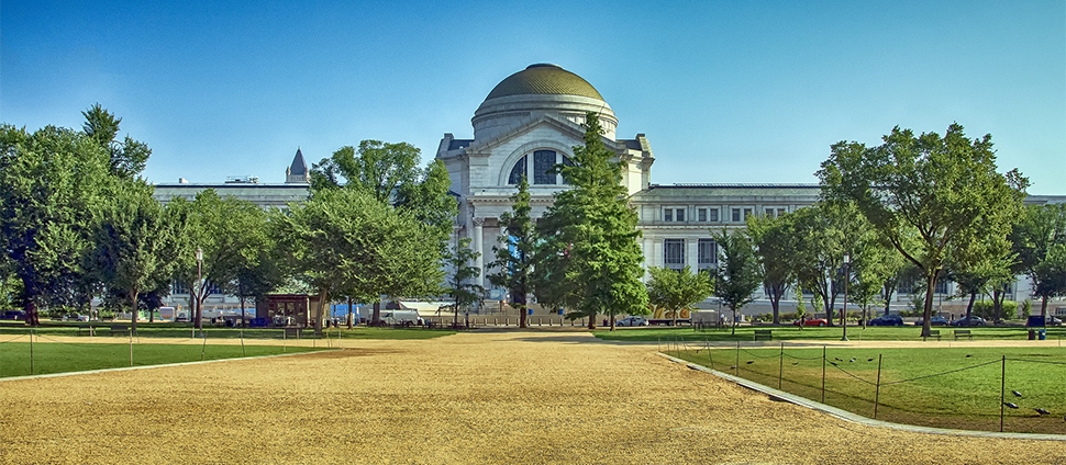 Smithsonian Museum - exterior