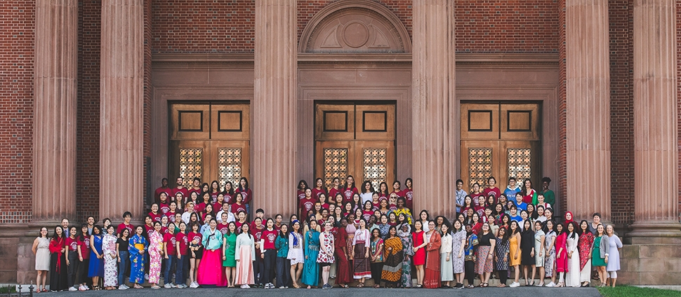 Group photo of International Students and Scholars at Smith College