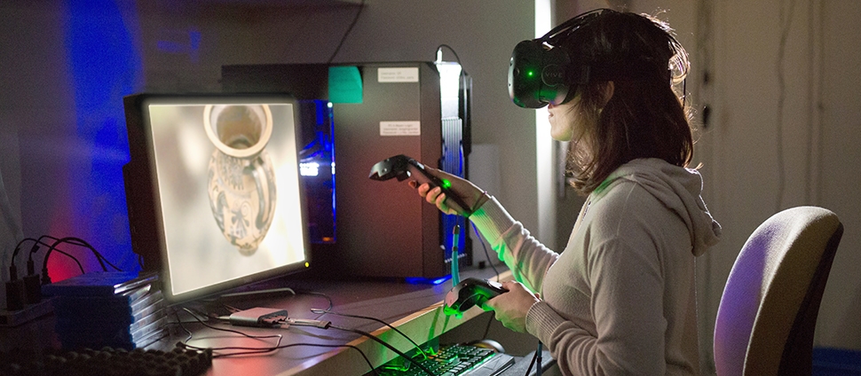 student in the Imaging Center virtual reality gaming lab